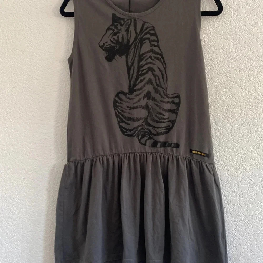 FINGER IN THE NOSE Girls Dress (Size 3 XL - 12/13 years) - Picture 7 of 8